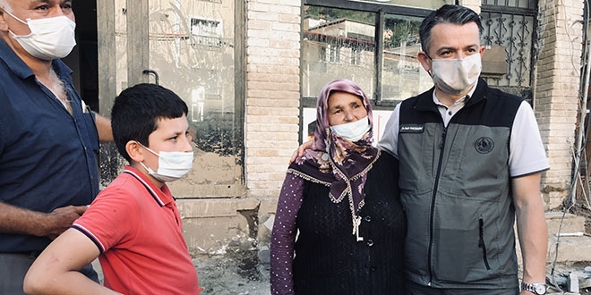 Bakan Pakdemirli, selzede kadının zararını karşılayacak