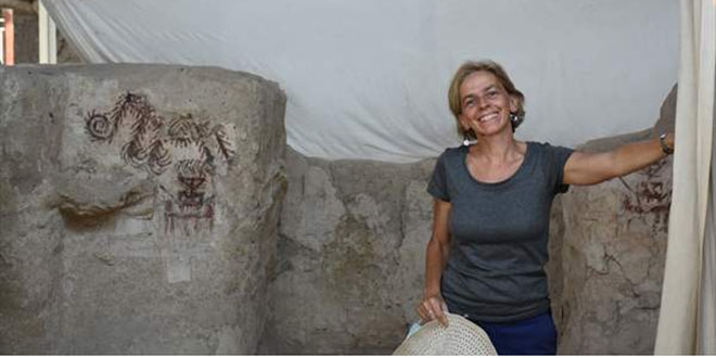 Arslantepe Höyüğü'nde orta çağ'dan kalma kolye ve cam bilezikler bulundu