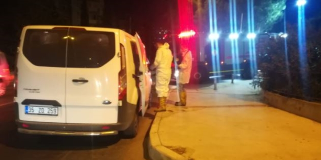 İzmir'de ev yangını: Emekli öğretmen yaşamını yitirdi