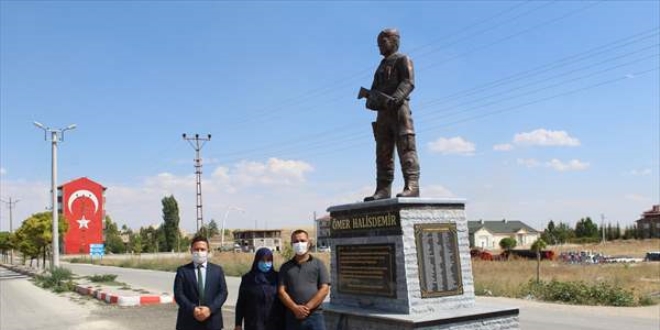 Konya'da şehit annesinin isteğini Kaymakam yerine getirdi