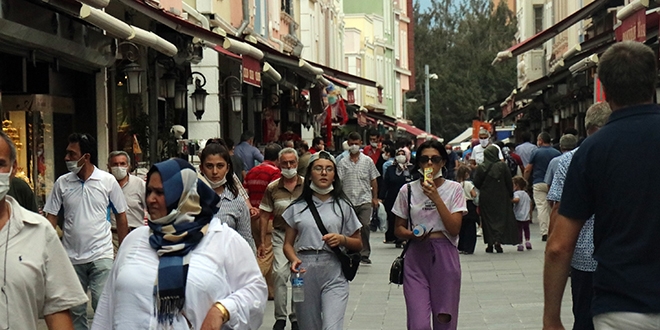 Denetleme sonrası ekipler gitti, maskeler indi