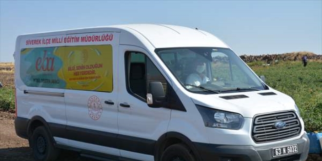 Tarlada çalışan öğrenciler için EBA Mobil Destek Aracı hazırlandı