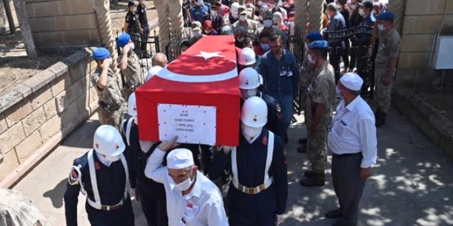 Şehit Uzman Çavuş Sami Yılmaz toprağa verildi