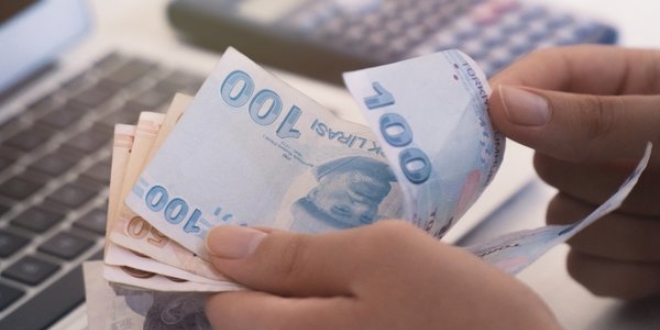 Öğrencilerin Eylül ayı burs ve kredi ödemeleri başladı