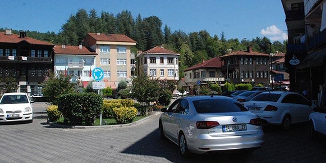 İlçede su alarmı: 270 kişi hastaneye kaldırıldı