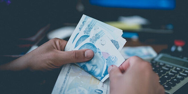 Bankalar inatla almaya devam ediyor: Yüz binden fazla şikayet var!