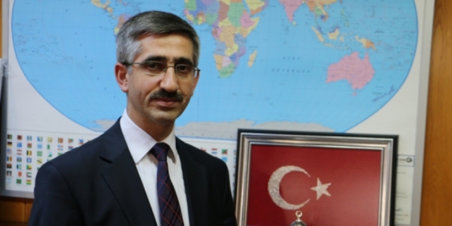 MEB, Erol Mütercimler hakkında yasal süreç başlattı