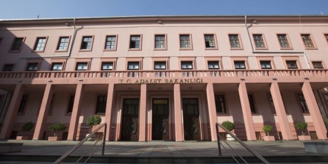 Adalet Bakanlığı: Karantina tedbirlerine uymamak suçtur