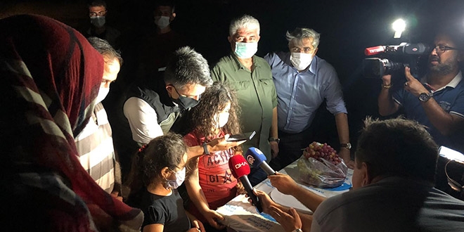 Bakan Pakdemirli, Hataylı çocukları Ziya Selçuk ile görüştürdü