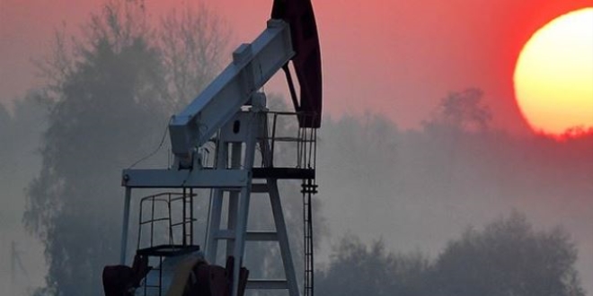 Brent petrolün varil fiyatı tekrar düşüyor