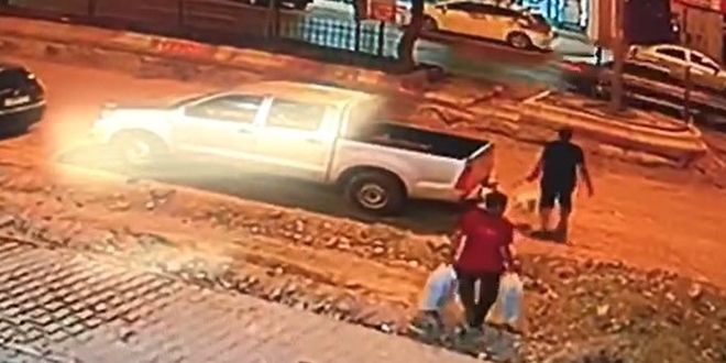 Otomobilin çarptığı polis memuru hayatını kaybetti