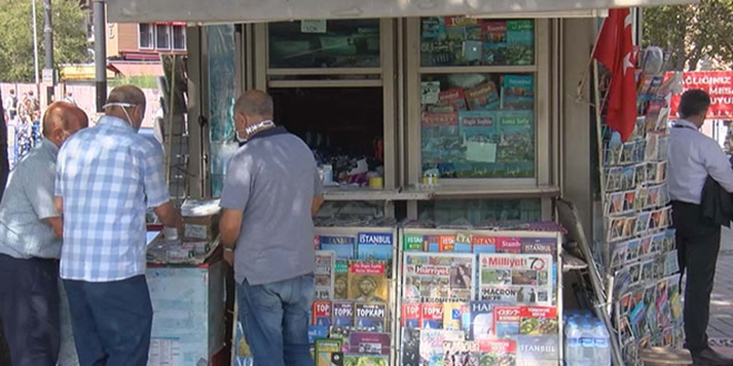 İstanbul'da gazete satış büfelerine yüzde 500 zam yapıldı, esnaf tepki gösterdi