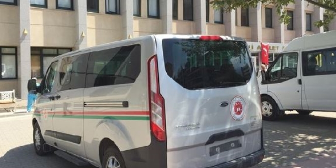 Sakarya Adliyesi'nde bariyer krizi! Hakim kapıda kaldı