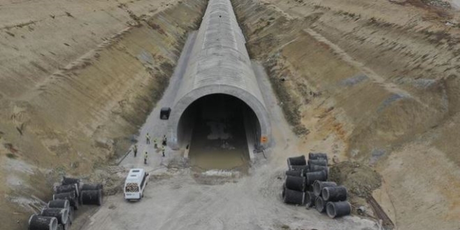 Halkalı-Kapıkule 'hızlı' demir yolu hattının yapımı sürüyor