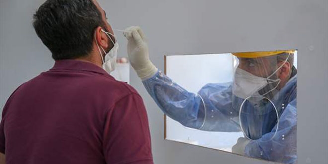 Van'da artan vakalar nedeniyle yeni 'Kovid-19' poliklinikleri açıldı