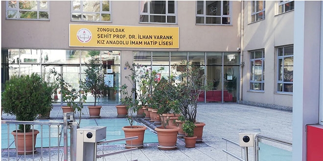 İHL'de virüs alarmı: 23 öğrenci ve 5 öğretmen karantinaya alındı
