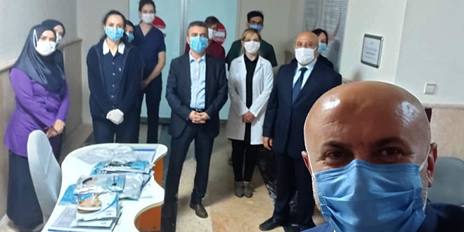 Sağlık Müdürü'nden sağlık personeline moral ziyareti