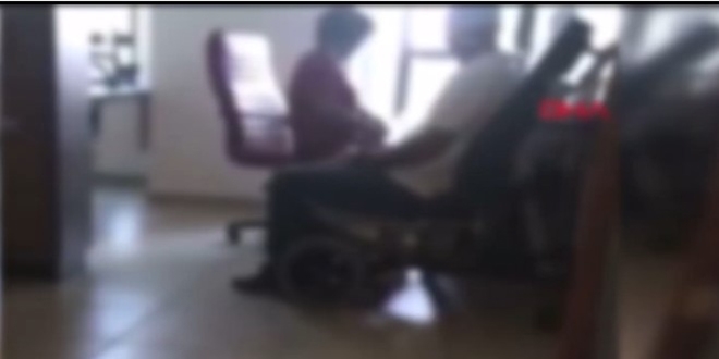 Maskesiz ve eldivensiz test yapan personele soruşturma