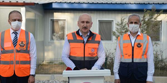 Bakan Karaismailoğlu, Kuzey Marmara Otoyolu'nda incelemelerde bulundu