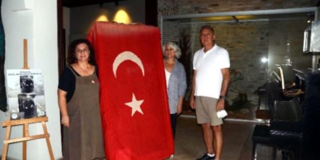 100 yıllık Türk bayrağı, Türkiye'ye getirildi