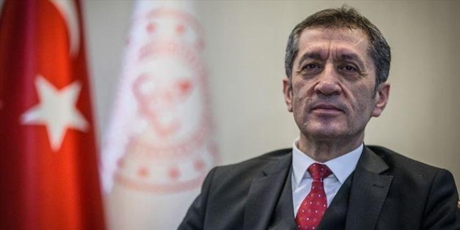 'Okul yöneticisine SMS'le bilgi verecek yazılım oluşturuldu'