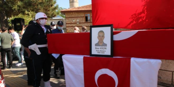 Şehit polis Onur Küçük son yolculuğuna uğurlandı