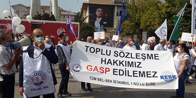 Memurlardan belediye başkanına 'toplu sözleşme' protestosu