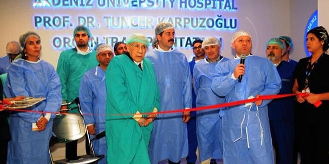 Prof. Dr. Tuncer Karpuzolu vefat etti