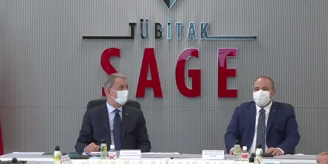 Akar ve Varank ile TSK komuta kademesinden TBTAK SAGE ziyareti