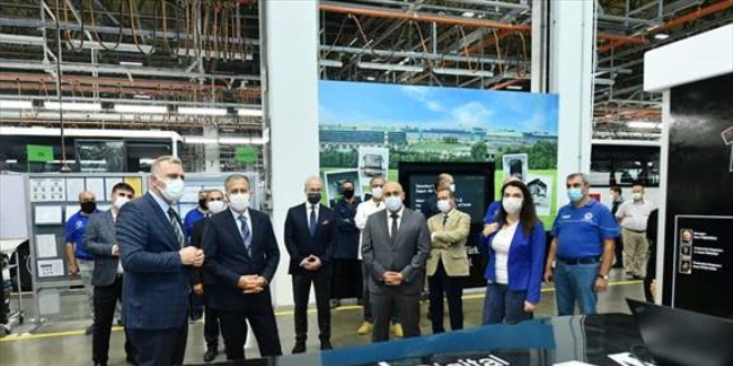 Vali Yerlikaya Mercedes fabrikasyla kademeli mesaiyi grt