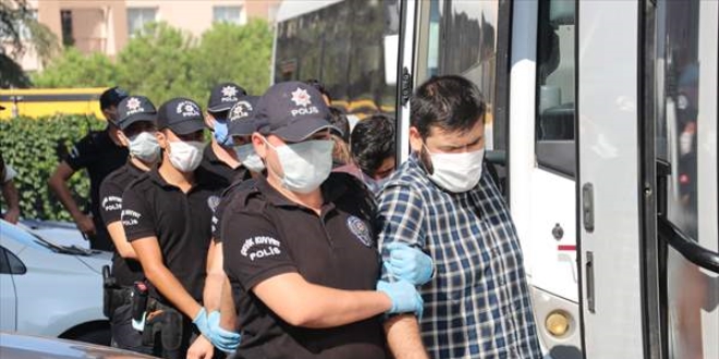 FETÖ'nün avukat yapılanmasından 24 şüpheliden 15'i tutuklandı