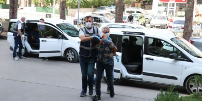 Polis ve bekçileri yaralayan 5 kişi adliyeye sevk edildi