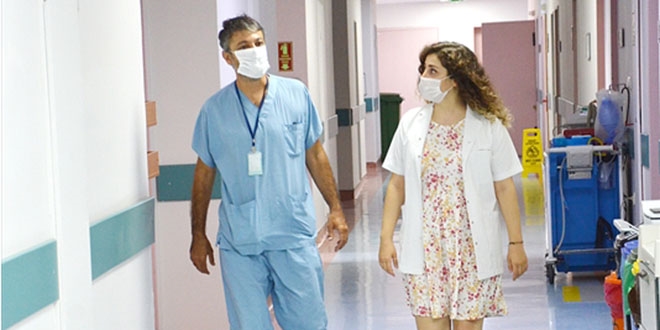 Gen cerrah, hastalarna 'nefes' olmann mutluluunu yayor