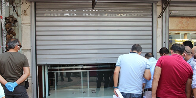 Vatandaşı 10 milyon TL dolandıran 2 kuyumcu tutuklandı