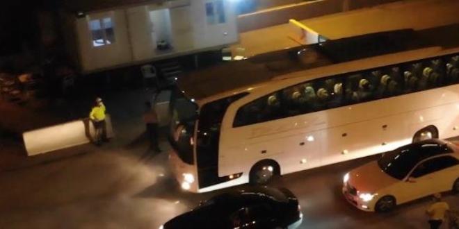 43 ilin geçiş noktasında gece yarısı 'HES kodu' denetimi: Otobüsler tek tek durduruluyor