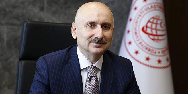 Bakan Karaismailoğlu'ndan ücretsiz internet açıklaması
