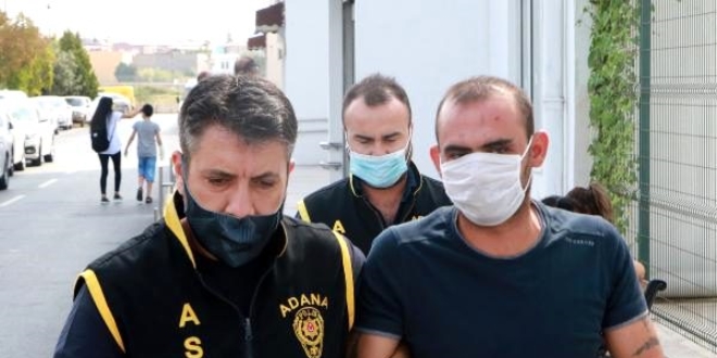 Dolmuştaki yolcunun cep telefonunu çaldı, evinde yakalandı
