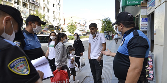 Maske takmayıp polise direnen kişiye 392 lira ceza kesildi
