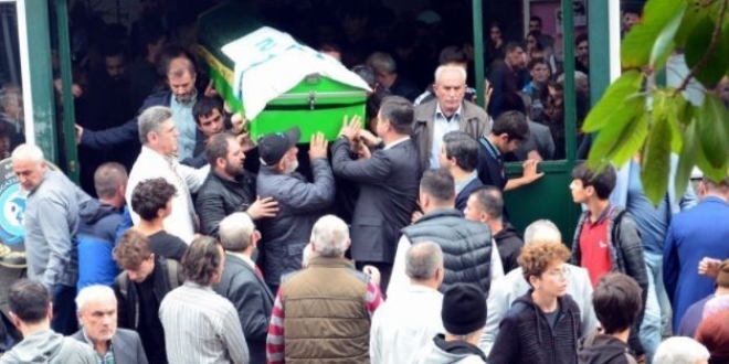 Lise öğrencisini ezen servis şoförüne 6 yıl hapis