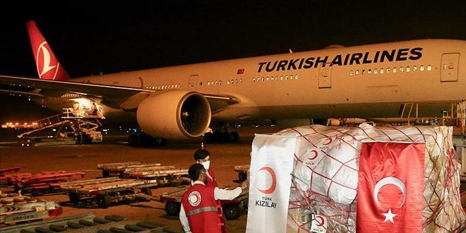 Trk Kzlay Kovid-19 ile mcadelede Pakistan'a maske yardm yapt