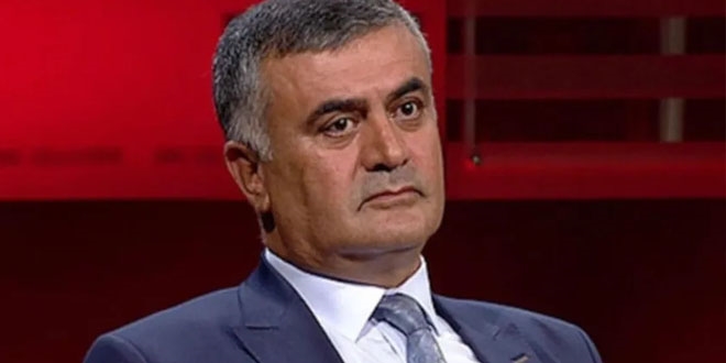 Adil Gür canlı yayında fenalaştı