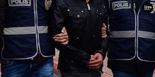 Mahkumlara usulsüz sağlık raporu düzenleyen 4 kişi tutuklandı