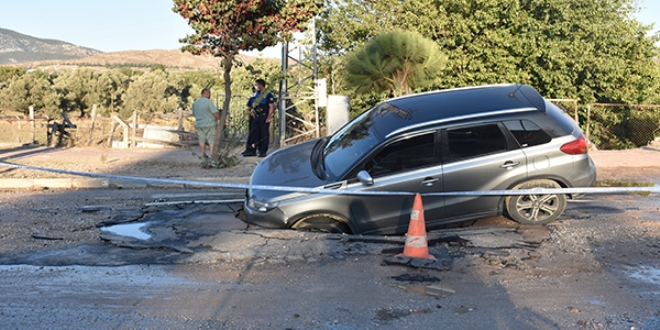 Cip, içme suyu hattında oluşan çukura düştü