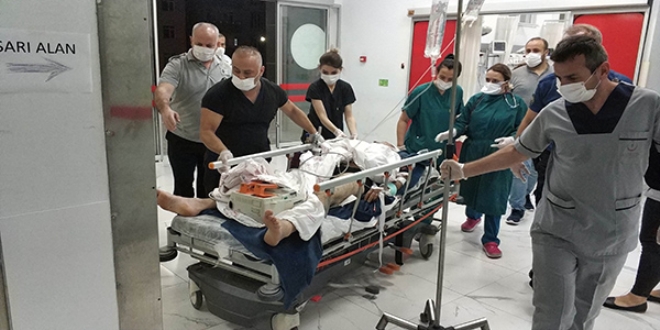 Oğlunu tabancayla ağır yaraladı