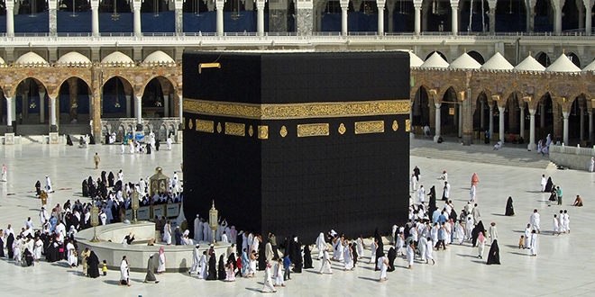 Suudi Arabistan'da umre ziyaretleri yeniden başladı