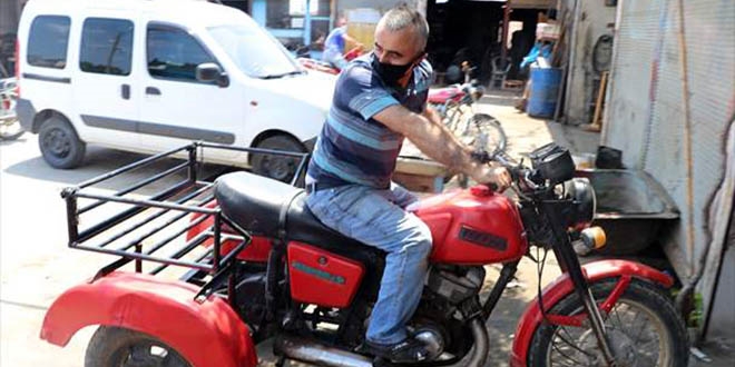 Tamirci 'geri vitesli ve 3 tekerlekli motosiklet' yaptı