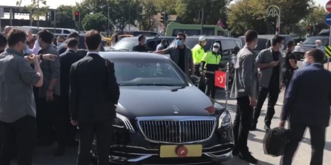 Erdoğan, Tersane İstanbul'da incelemelerde bulundu