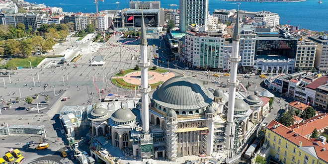 Taksim'e yapılan camide sona yaklaşıldı