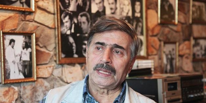 Koronavirüse yakalanan ünlü oyuncu yaşamını yitirdi