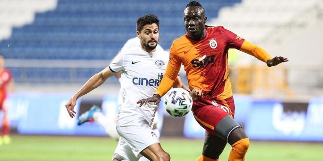 Galatasaray ilk malubiyetini ald